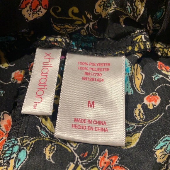 Xhillaration floral pants with pockets & wide leg. - Picture 4 of 6